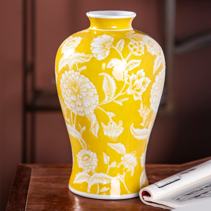 Sunlit Yellow Ceramic Vase detail 3